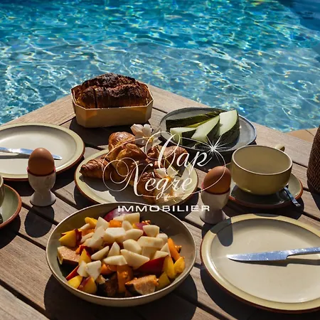 Somptueuse Classee 4 Etoiles Avec Piscine Et Jardin Vue A Cavaliere Le Lavandou