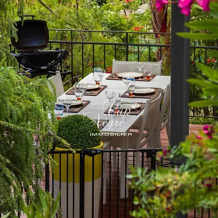 Somptueuse Classée 4 étoiles Avec Piscine Et Jardin Vue à Cavalière Villa Le Lavandou