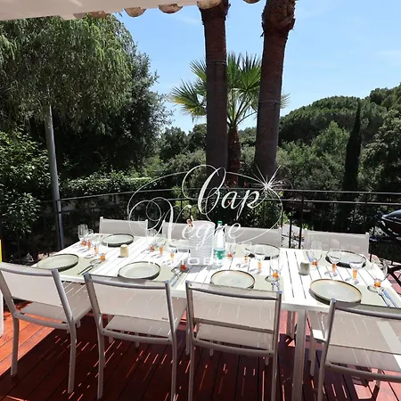 Somptueuse Classee 4 Etoiles Avec Piscine Et Jardin Vue A Cavaliere Villa
